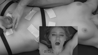 Пошлый человек занимается интимными действиями с молоденькой Melody Marks.