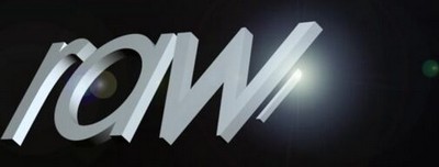 Темнокожая красотка удовлетворяет начальство.