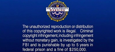 Шагматая женщина была пьяна и удовлетворила своего пасынка.